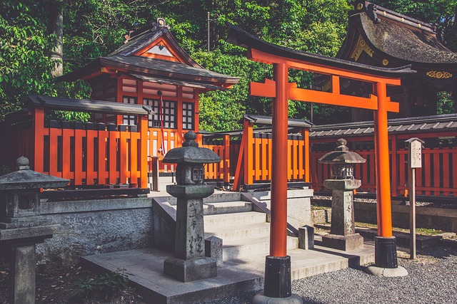 神社で縁結びをする